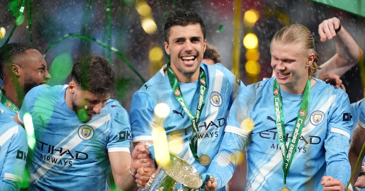 Rodri esulta per la Coppa: il Manchester City avvisa l'Arsenal nella corsa al titolo