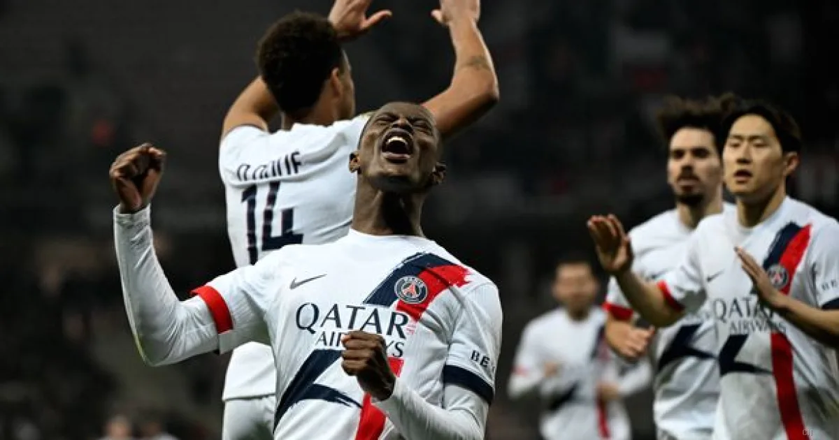 Lens si ribella: niente rinvio contro il PSG per gli impegni Champions dei parigini