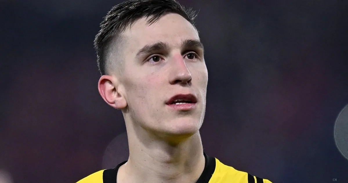 Schlotterbeck blindato al Dortmund: mega rinnovo fino al 2031 con clausola di rescissione