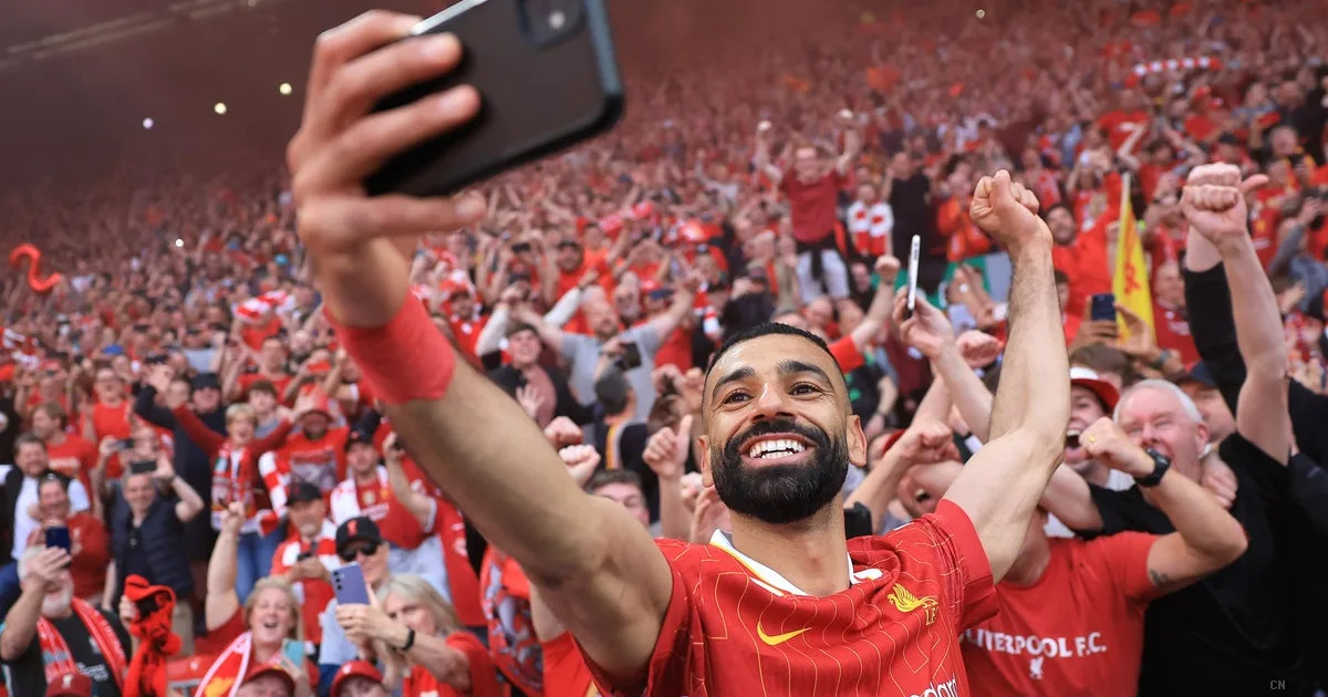 Salah lascia il Liverpool: chiude un'era straordinaria dopo 9 anni e 255 gol