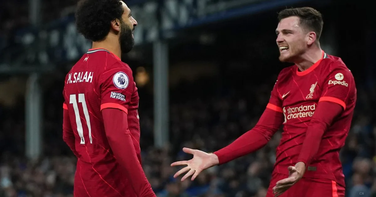Salah saluta il Liverpool dopo 9 anni: Robertson lo esalta come il 'più grande' della storia