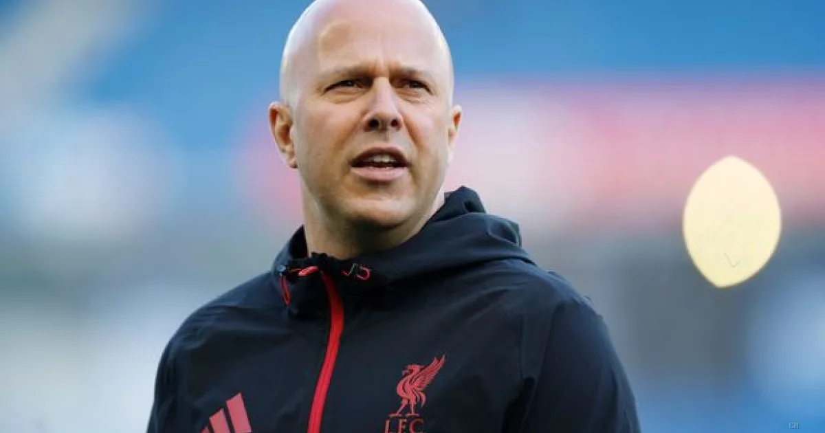 Liverpool in ansia per l'intervallo: Slot teme l'usura, PSG crea tensioni