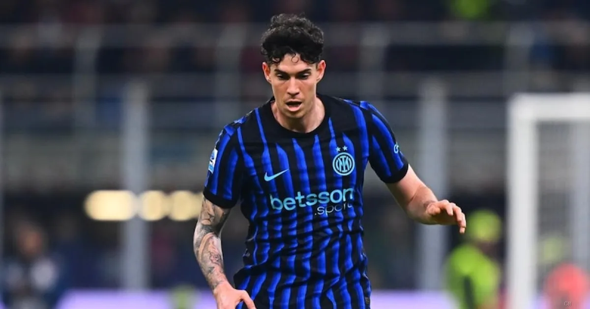 Bastoni nel mirino del Barcellona: i blaugrana lo vogliono a tutti i costi
