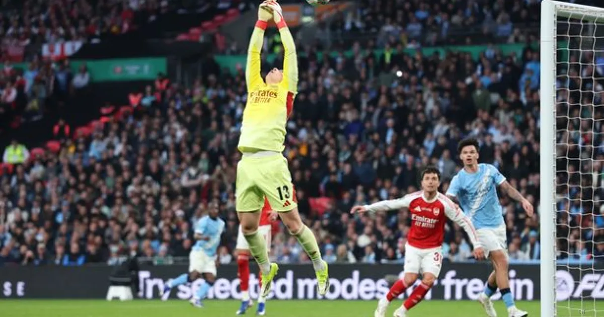 Scholes difende l'Arsenal: la colpa non è solo di Kepa, i Gunners hanno giocato male