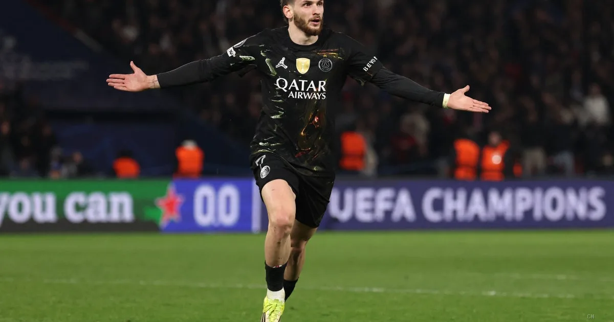 Arsenal su Kvaratskhelia: i Gunners sondano il georgiano del PSG per l'estate