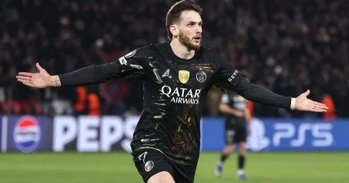 Kvaratskhelia aperto all'Arsenal: l'entourage della stella del PSG non esclude la cessione