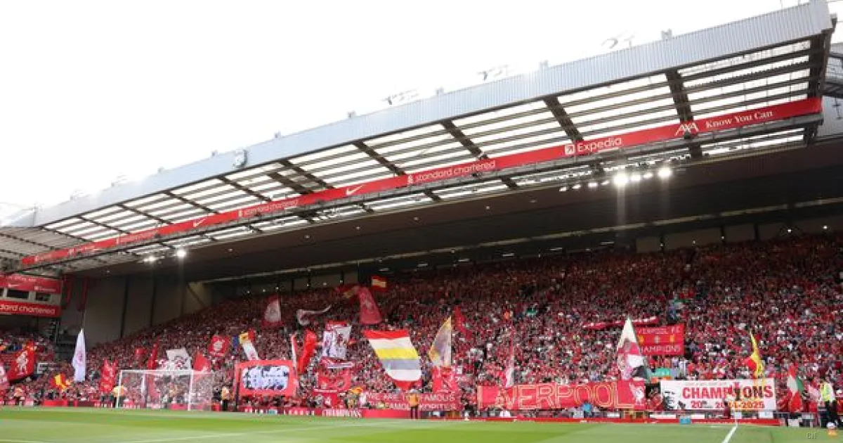 Liverpool aumenta i prezzi dei biglietti per tre stagioni nonostante la stagione disastrosa