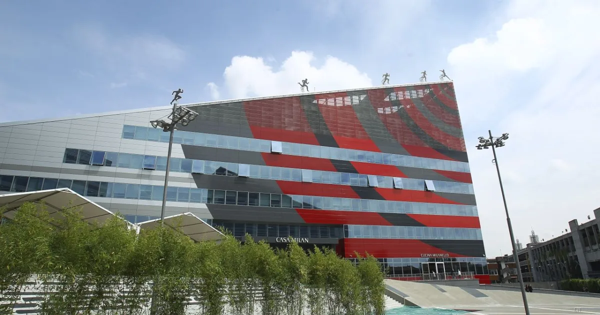 Milan, arriva Baker dal Manchester United: nuovo direttore per la strategia commerciale