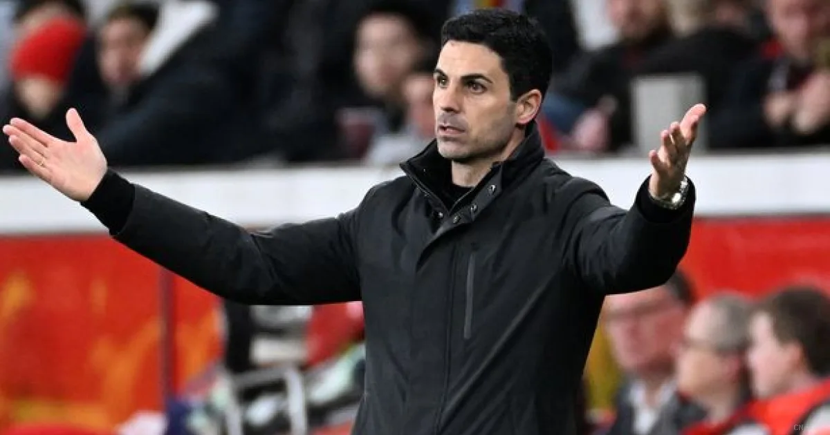 Arsenal, lite tra Arteta e Wright: il tecnico criticato per aver ignorato Lewis-Skelly