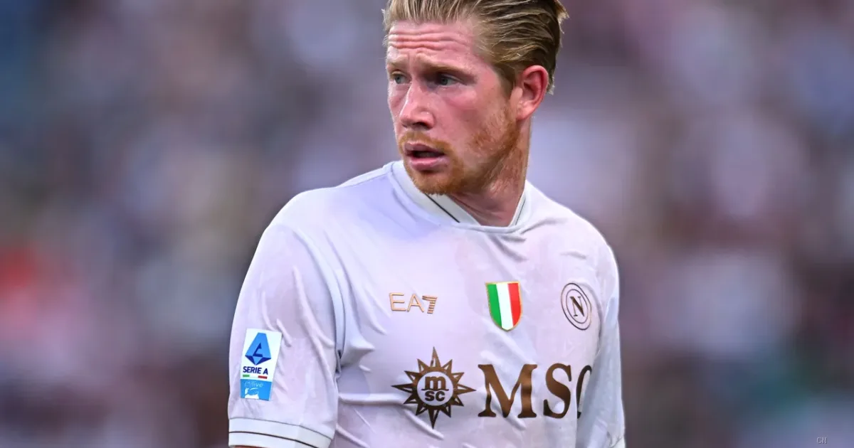 Il Napoli scende in campo per il Teatro Sannazaro: asta di 50 maglie di De Bruyne
