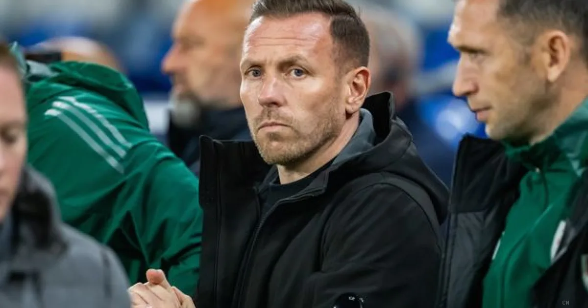 Il Galles tenta di convincere Phillips: dall'Inghilterra alla nazionale gallese per i playoff mondiali