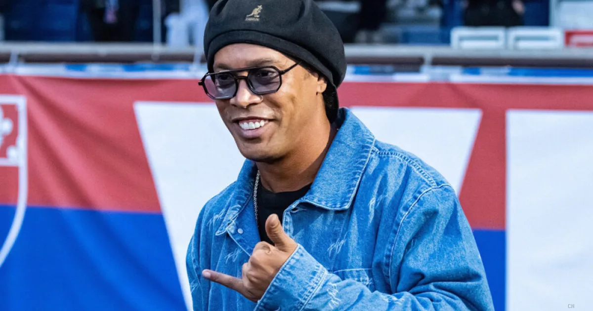 Ronaldinho protagonista di una miniserie Netflix: debutto ad aprile con Messi e Neymar