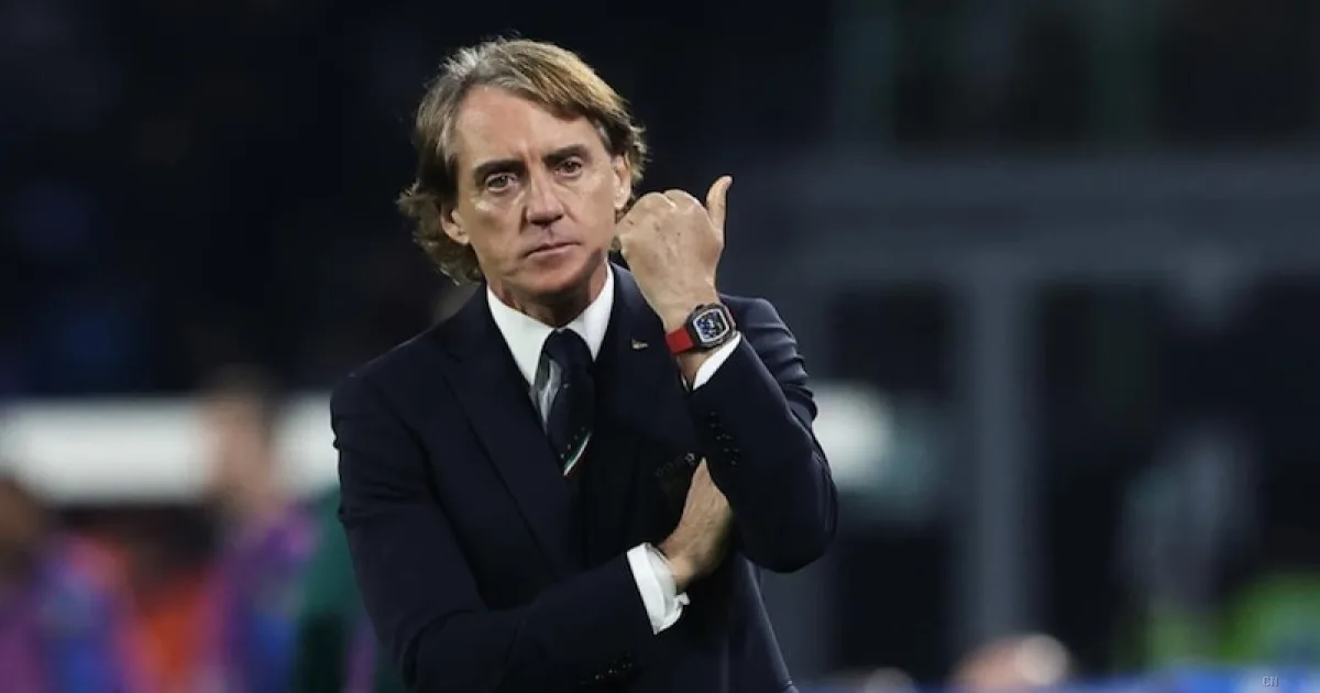 Mancini bloccato lontano da Doha: tensioni nel Golfo impediscono il rientro all'Al Sadd