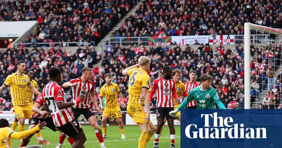 Brighton torna a vincere a Sunderland dopo 45 anni: gol fortunato di Minteh decide