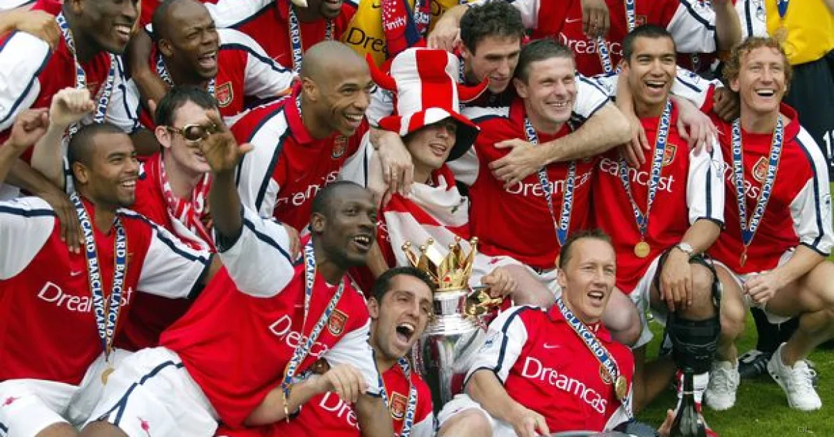 Dein si pente per Cole all'Arsenal: «Avrei dovuto trattenerlo, gli ho chiesto scusa»