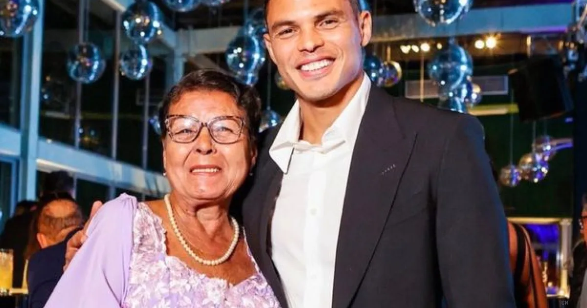Thiago Silva in lutto: è morta la madre Angela Maria a 70 anni