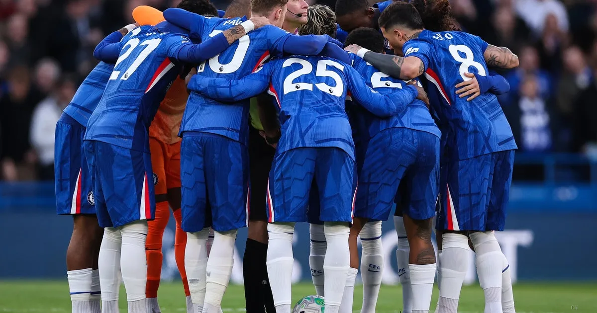 Rosenior contro l'arbitro Tierney: «Ha interrotto il nostro rituale pre-partita»
