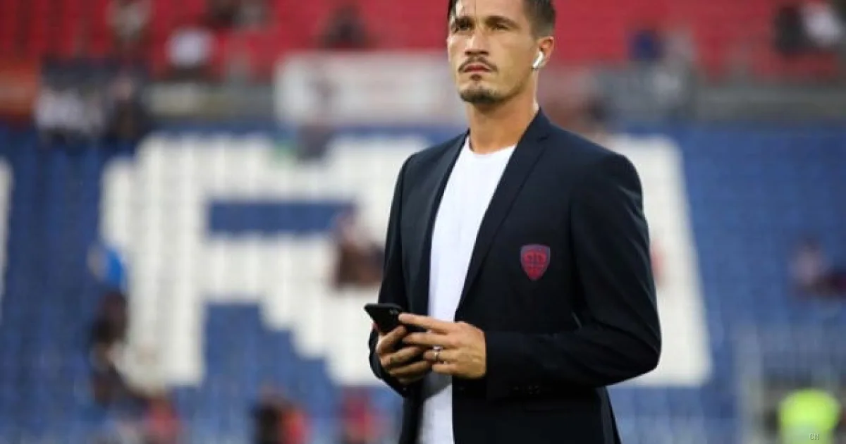 Pisacane si assume le responsabilità: "Colpevole per l'atteggiamento in campo"