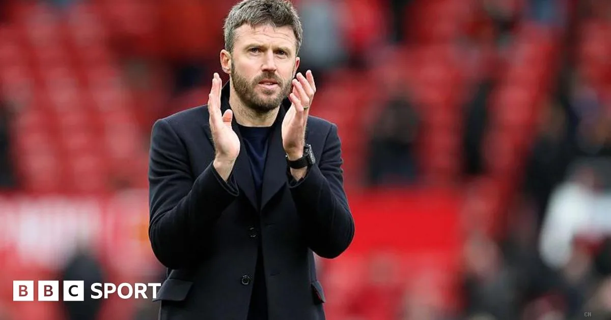 Rooney spinge per Carrick: "Deve diventare manager permanente dello United"