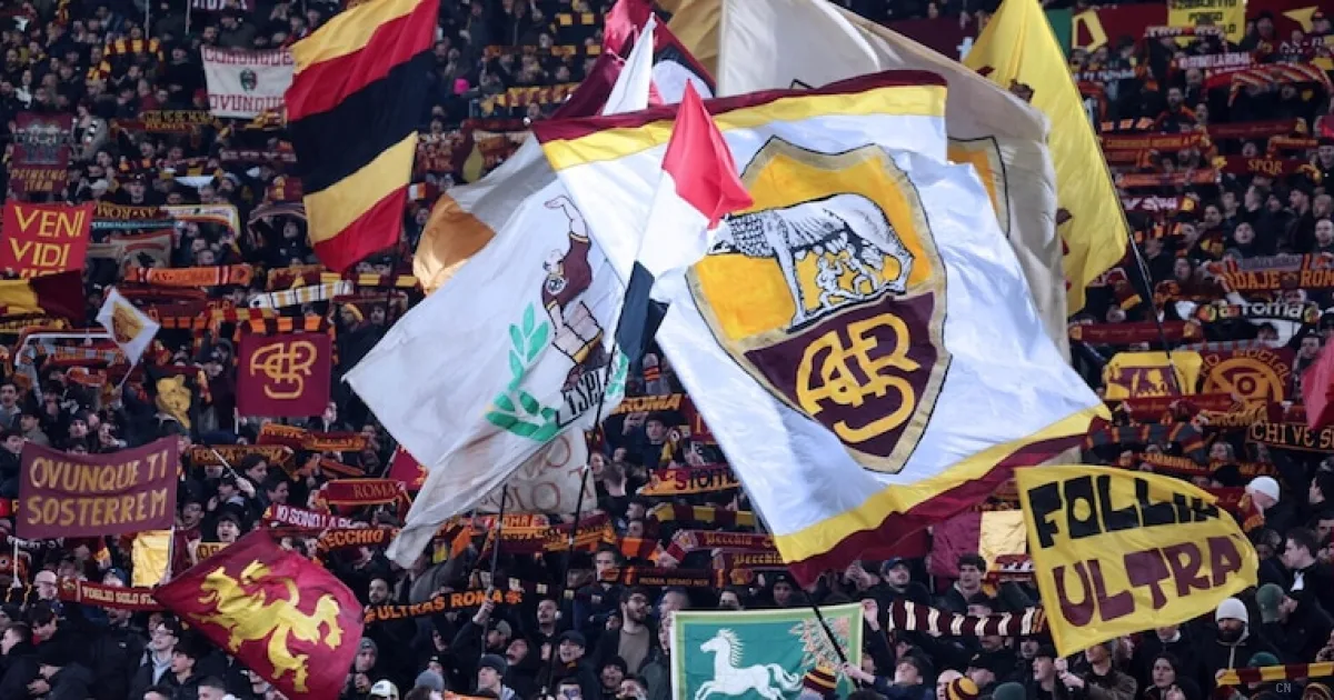 Roma-Bologna, la Curva Sud prepara lo spettacolo: l'Olimpico si colora per gli ottavi di Europa League