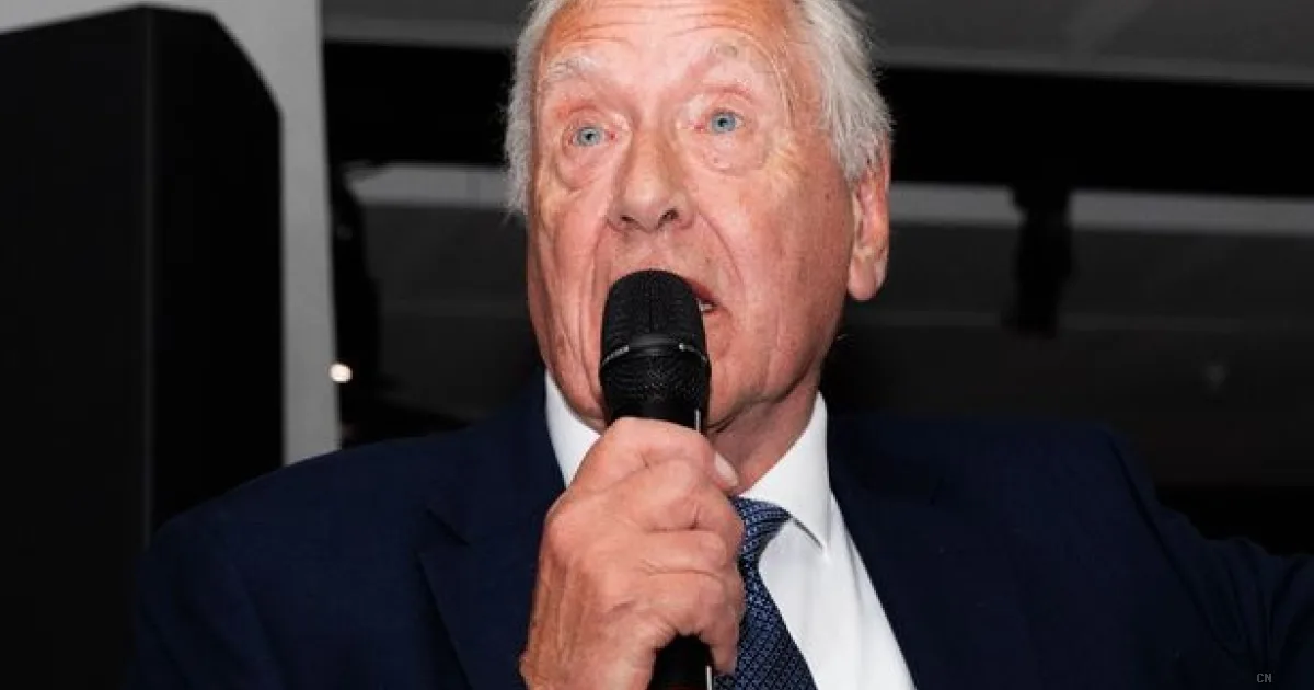 Martin Tyler racconta l'addio a Sky Sports: nessun rancore, ma una voce che tradisce