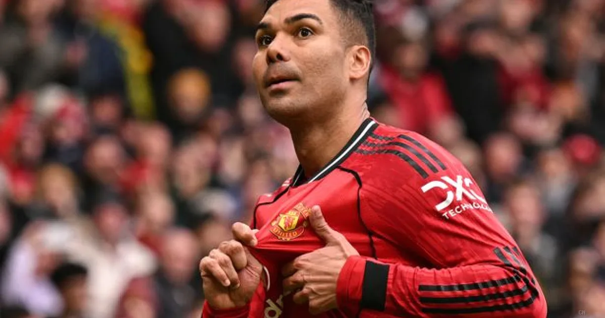 Casemiro ripensa l'addio al Manchester United: la rinascita con Carrick lo convince a restare