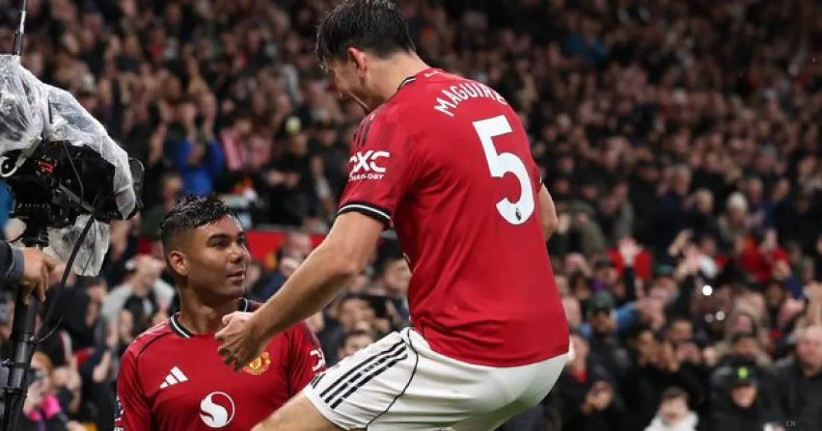 Manchester United prepara il dopo-Casemiro: due centrocampisti nel mirino
