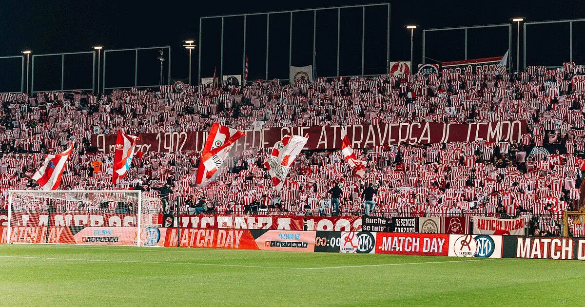 Vicenza promosso in Serie B: i Biancorossi trionfano con sei turni d'anticipo