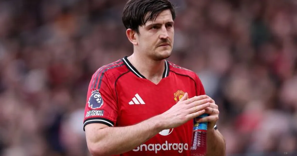 Maguire verso il rinnovo: lo spogliatoio del Manchester United lo sostiene