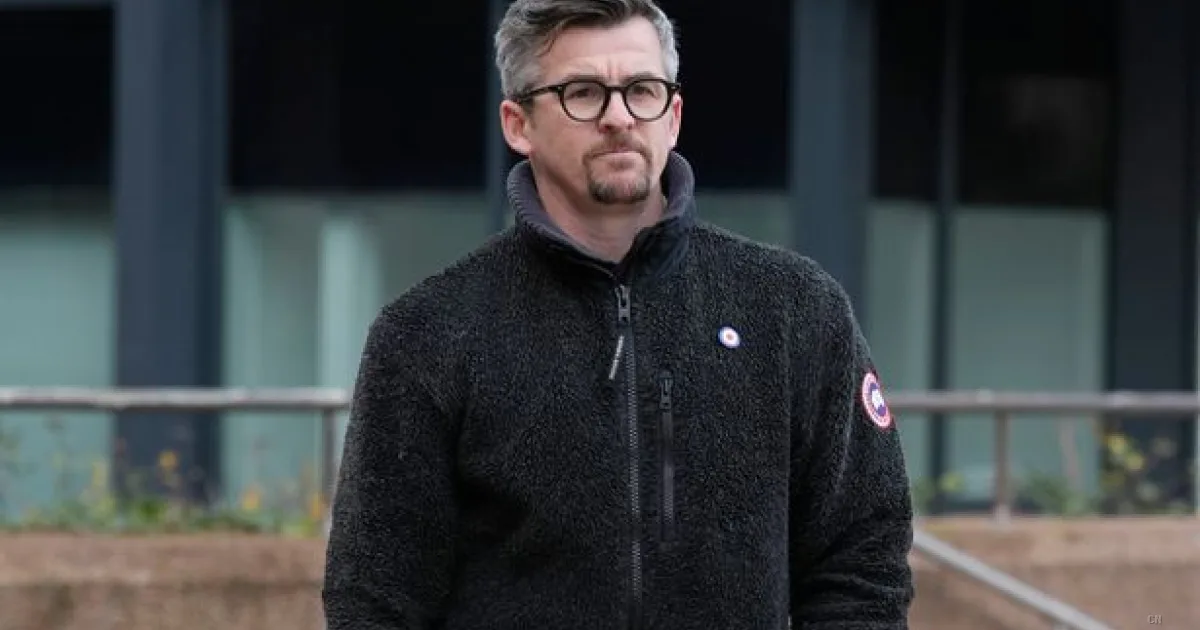 Joey Barton arrestato per un'aggressione a Liverpool: ferite al volto e alle costole
