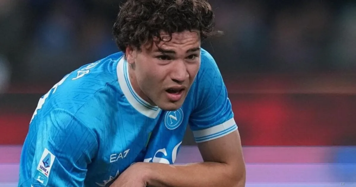 Napoli, Vergara out: lesione alla fascia plantare, salta Lecce e Cagliari