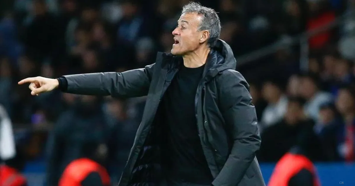 PSG, Luis Enrique: «25 giocatori simbolo, non uno solo. La fiducia è il nostro principio»