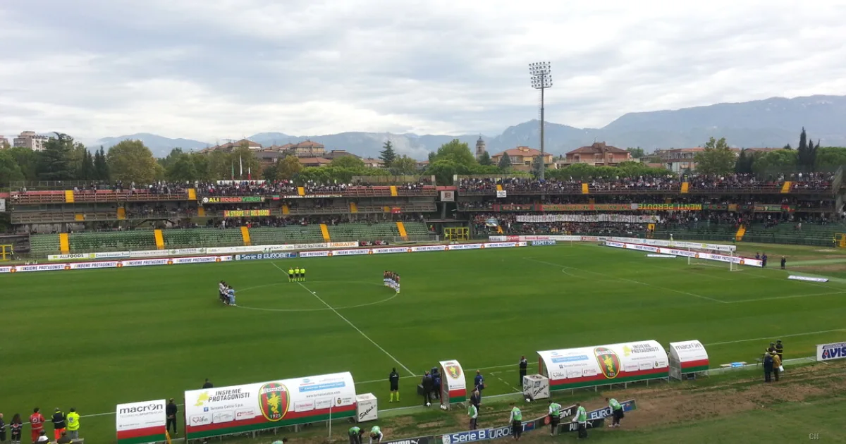 Ternana in liquidazione volontaria: squadra rossoverde si separa da Forti
