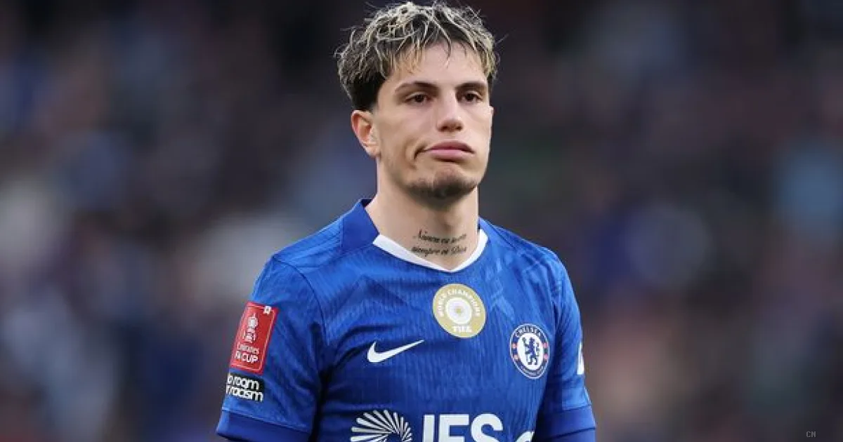 Caso Garnacho al Chelsea: l'argentino cancella i Blues dai social e riaccende la nostalgia per il Manchester United