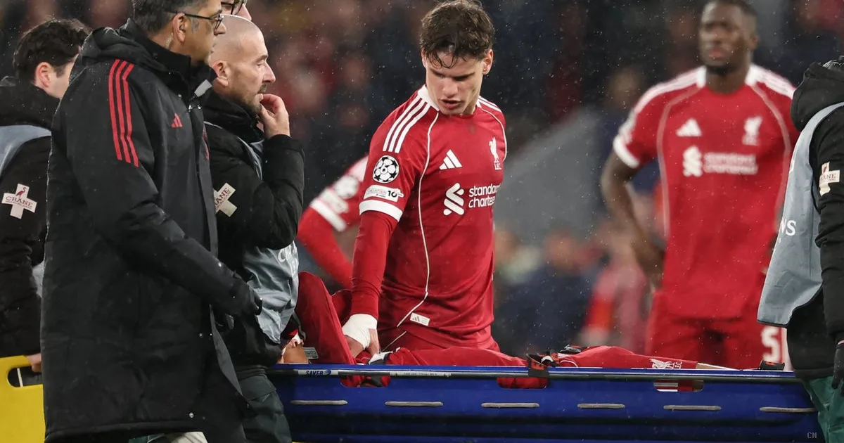 Dramma Ekitike: grave infortunio in Champions League, addio Mondiale e Liverpool sotto shock
