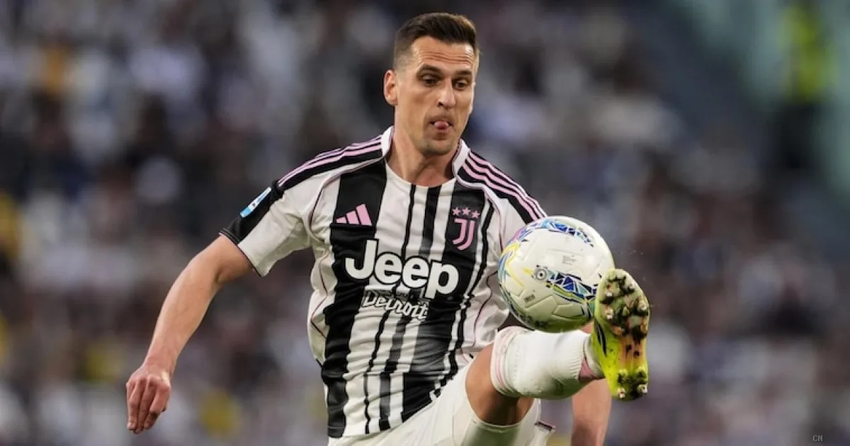 Juventus, calvario infinito per Milik: lesione muscolare e stagione finita per l'attaccante polacco
