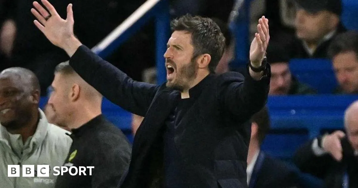 Carrick zittisce i critici: il Manchester United espugna Stamford Bridge e vede la Champions League