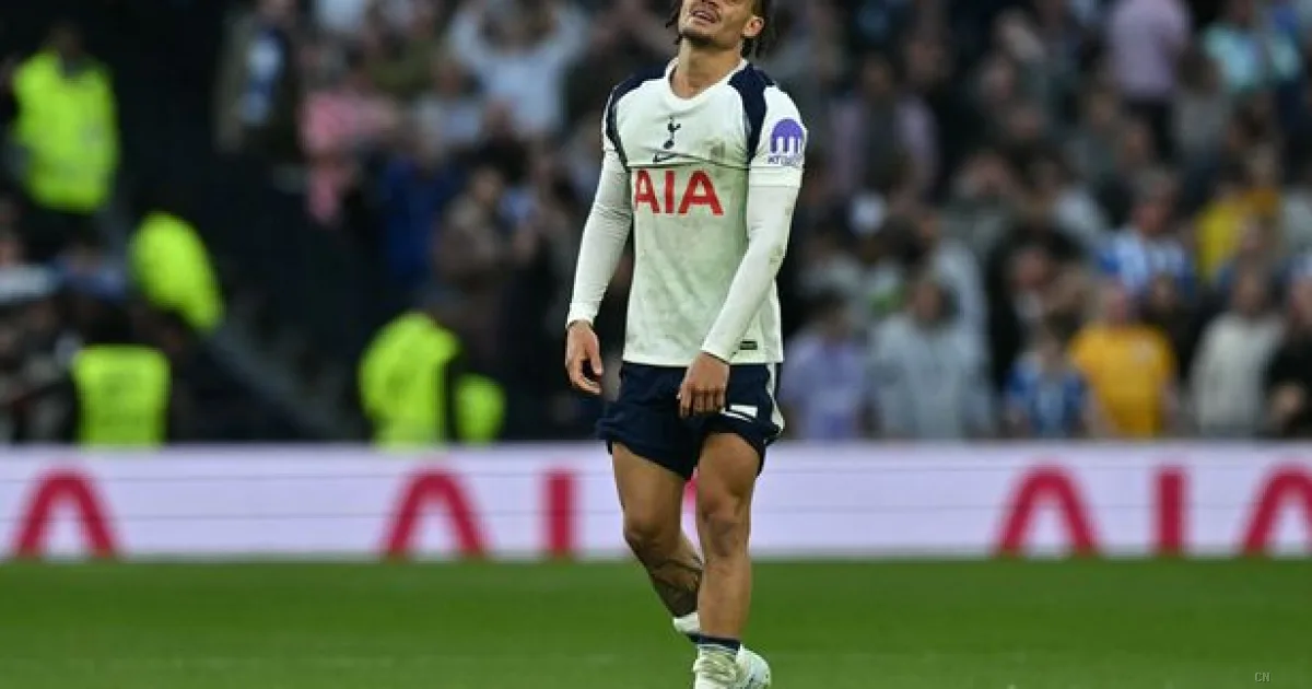 Lauren e il paradosso del Derby: "Voglio che il Tottenham si salvi, ma solo per continuare a batterlo"