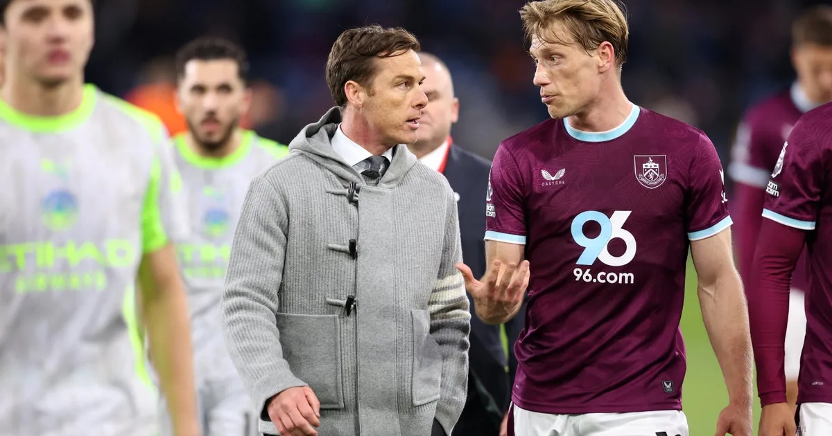 Burnley, l'incubo retrocessione è realtà: il fallimento di Scott Parker e le incertezze sul futuro dei Clarets