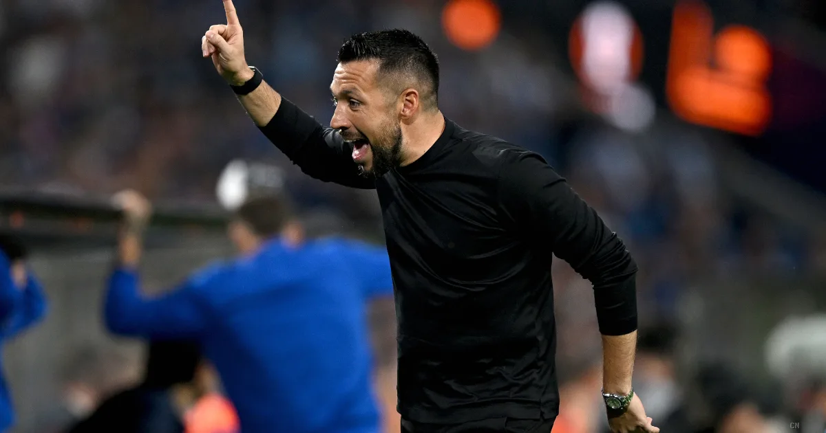 Francesco Farioli nella storia: l'allenatore italiano vince il campionato portoghese con il Porto