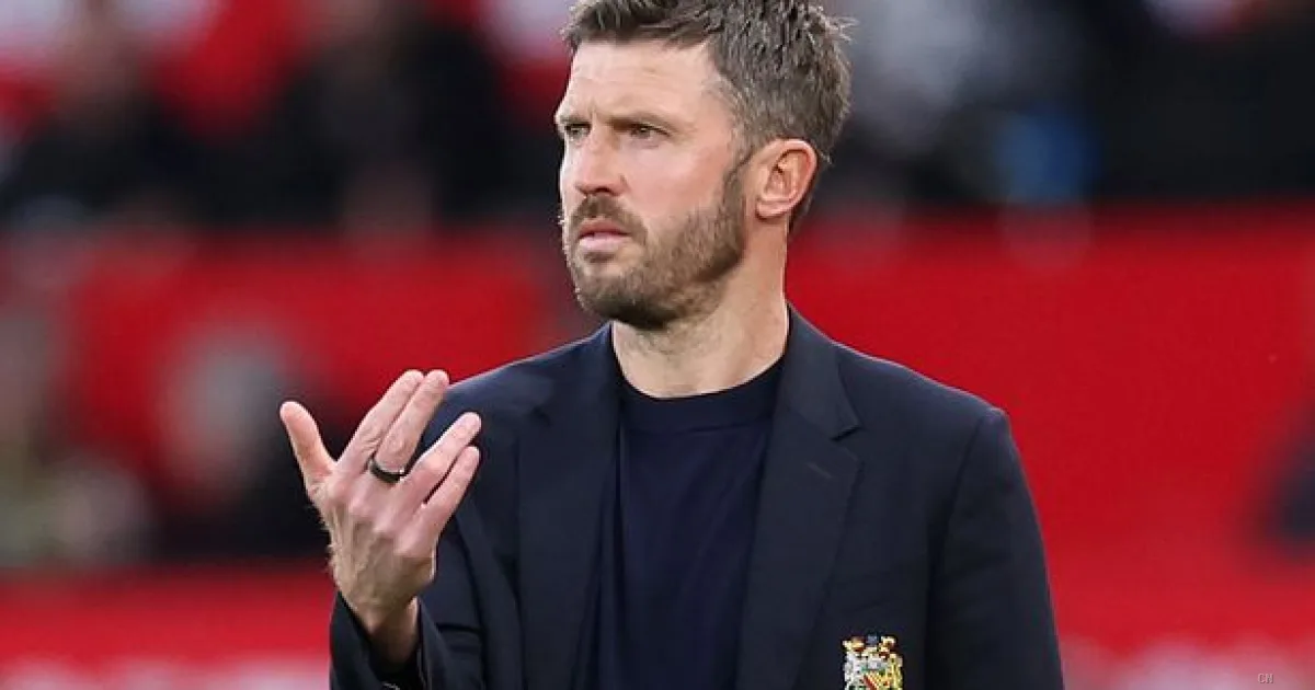 Manchester United-Liverpool: l'ultima spiaggia per Michael Carrick e il futuro della panchina dei Red Devils