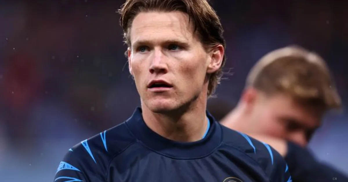 McTominay spinge il Napoli in Champions: il Manchester United vede il tesoretto da 45 milioni per Hojlund
