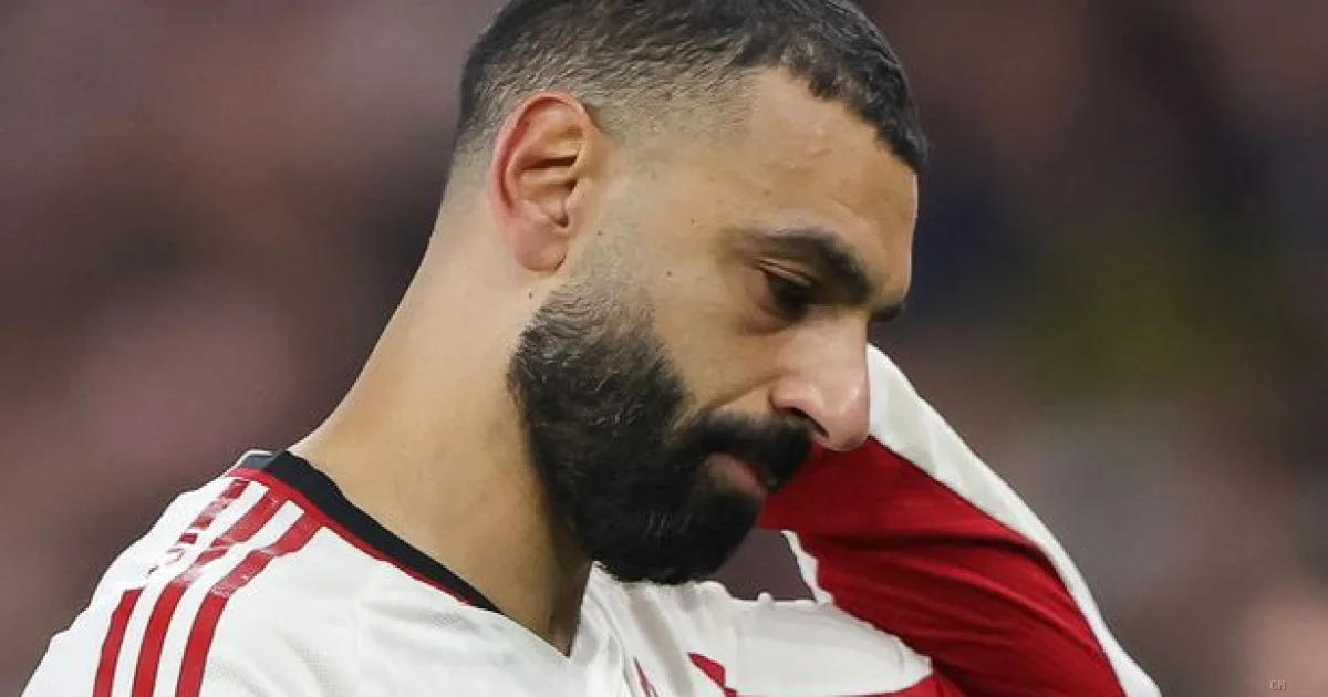 Salah accusato di egoismo