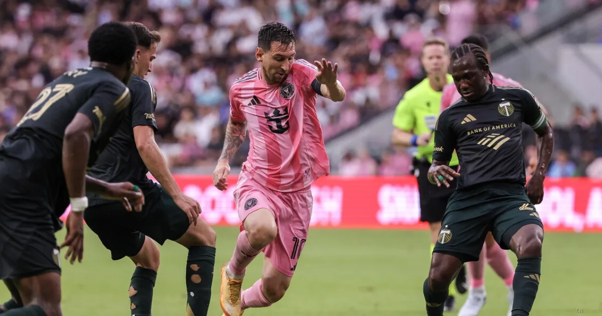 Messi esce dal campo per infortunio a tre settimane dal Mondiale