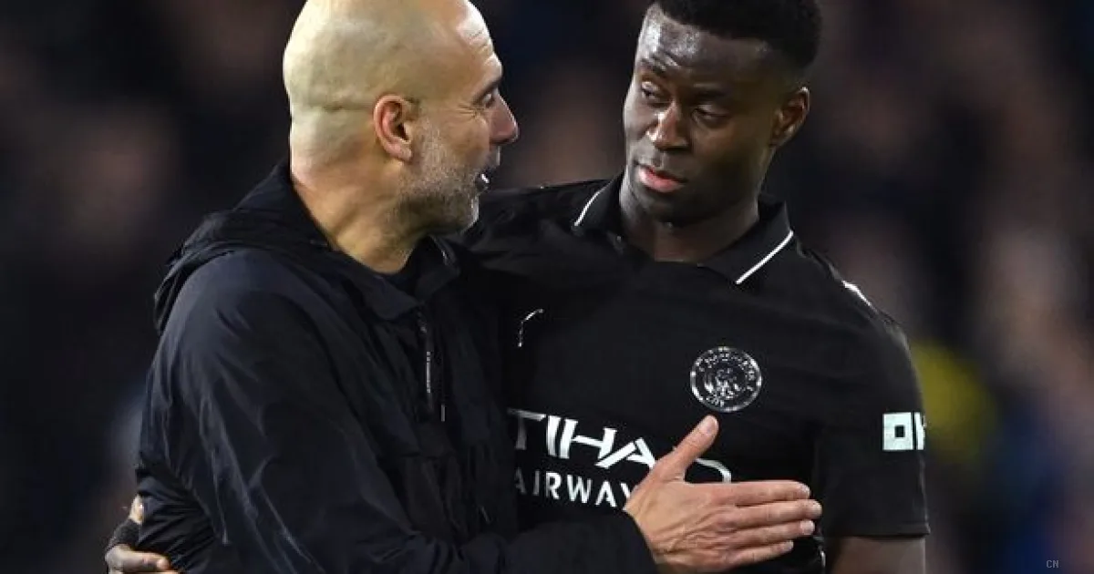 Marc Guehi e l'effetto Guardiola: "Mi ha cambiato la carriera, la mia testa gira ancora per i suoi insegnamenti"