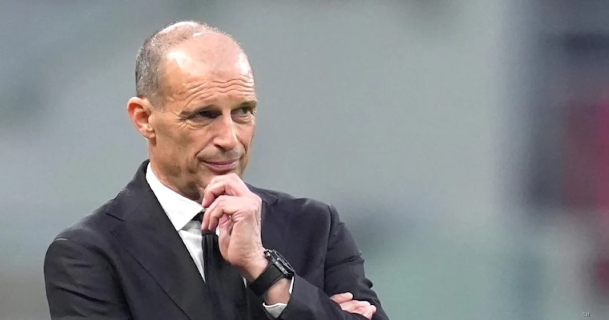 Napoli, duello finale per la panchina: Allegri tratta l'addio al Milan mentre Italiano attende il via libera dal Bologna