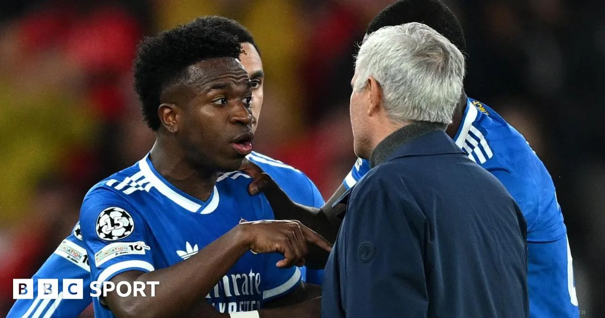 Mourinho torna al Real Madrid: cosa succederà a Vinicius Jr?
