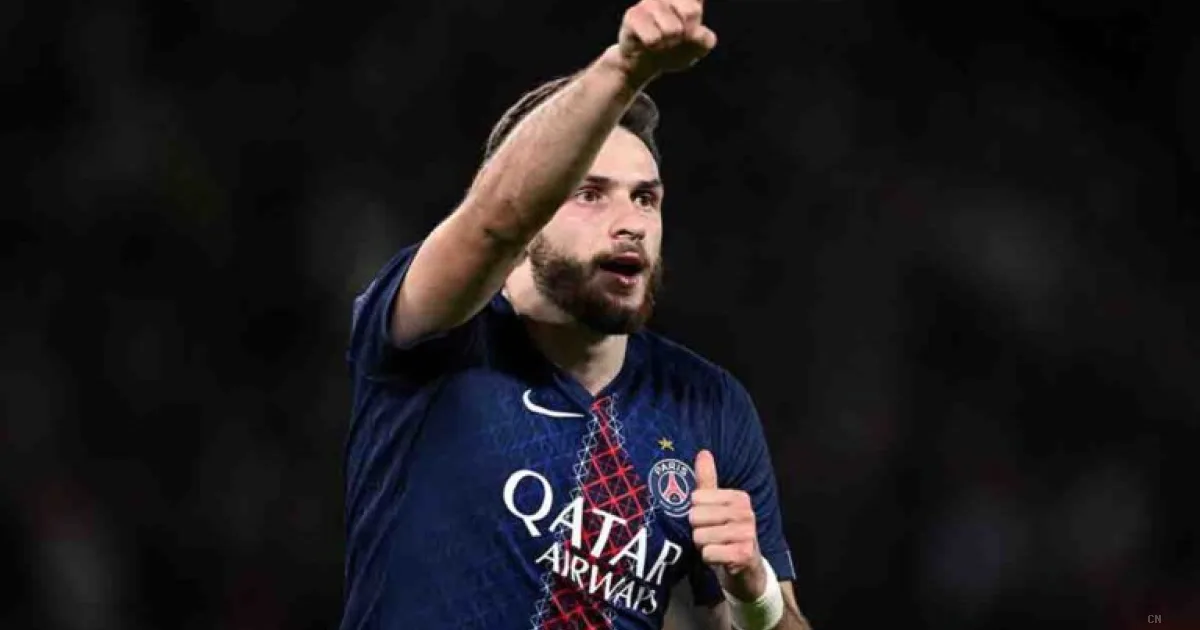 Kvaratskhelia tra sofferenza e genio: l'analisi della finale di Champions League tra PSG e Arsenal