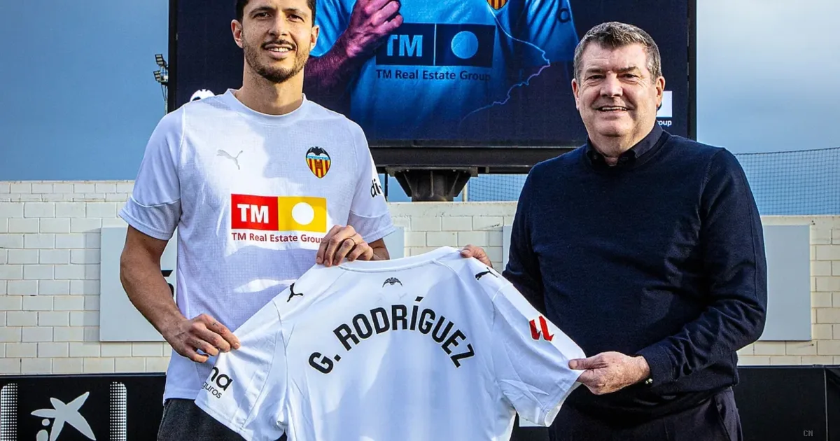 Valencia, braccio di ferro per Guido Rodríguez: il CEO Gourlay scende in campo per chiudere l'affare