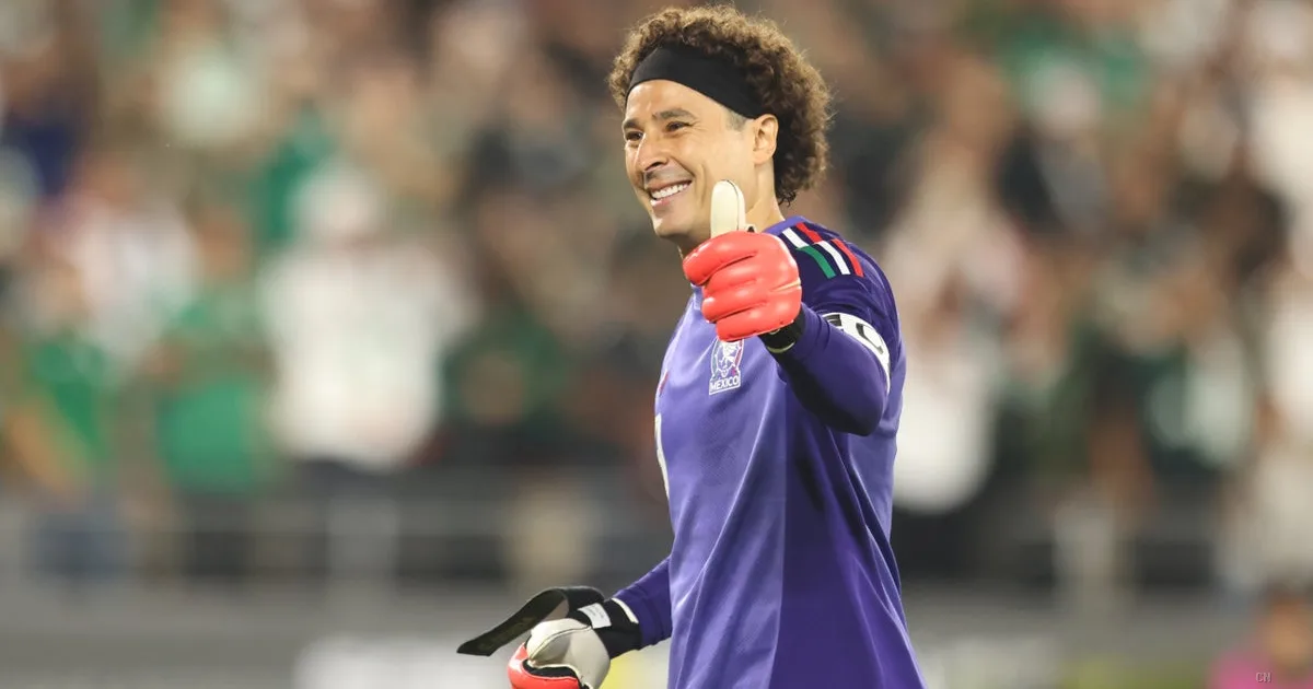 Guillermo Ochoa nella storia: il portiere del Messico convocato per il sesto Mondiale, record come Messi e Ronaldo